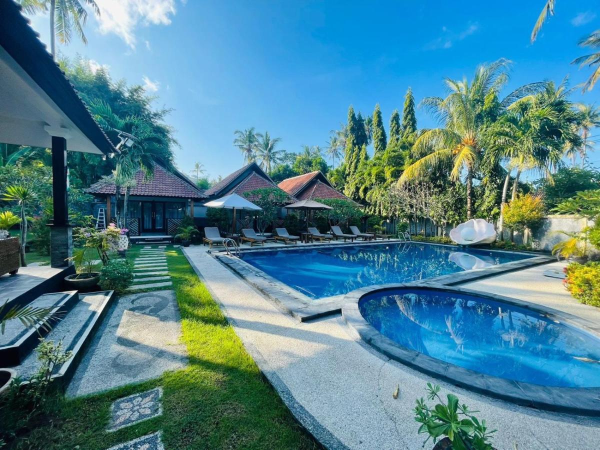 Hotel Mutiara Bali Candidasa Exterior foto