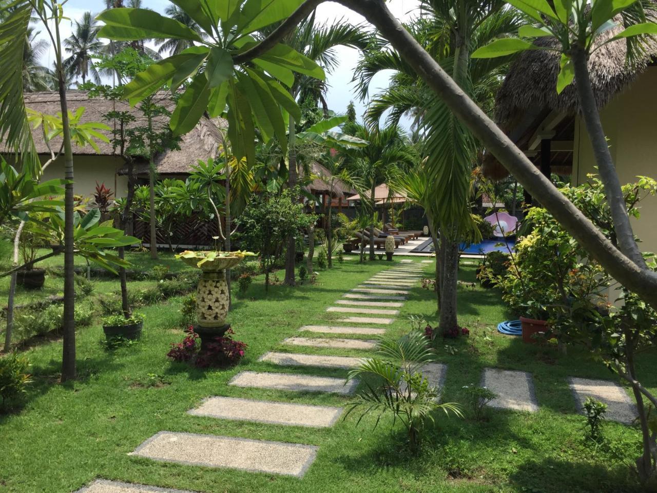Hotel Mutiara Bali Candidasa Exterior foto