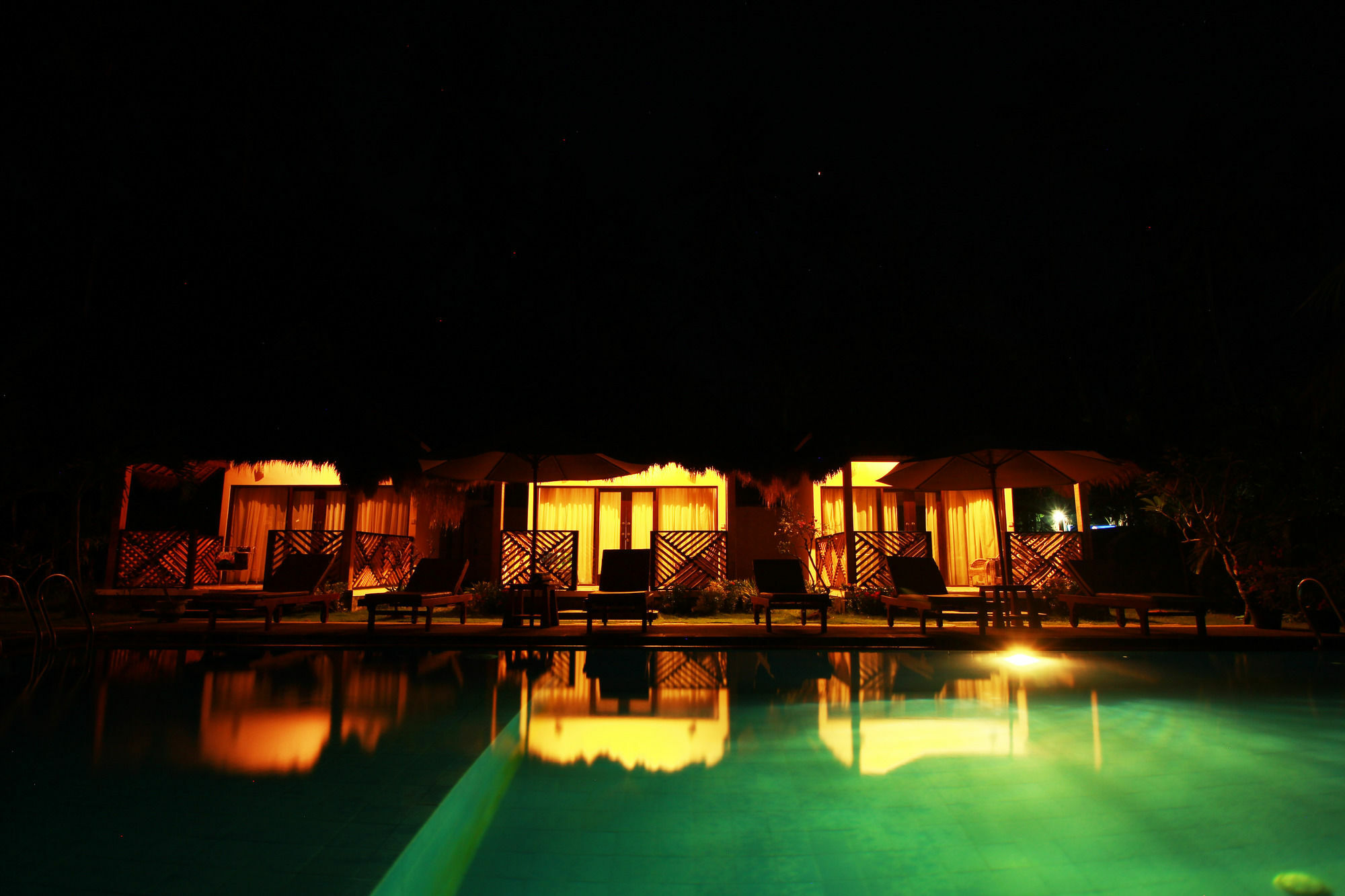 Hotel Mutiara Bali Candidasa Exterior foto